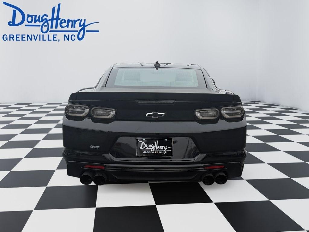 Chevrolet Camaro  2021