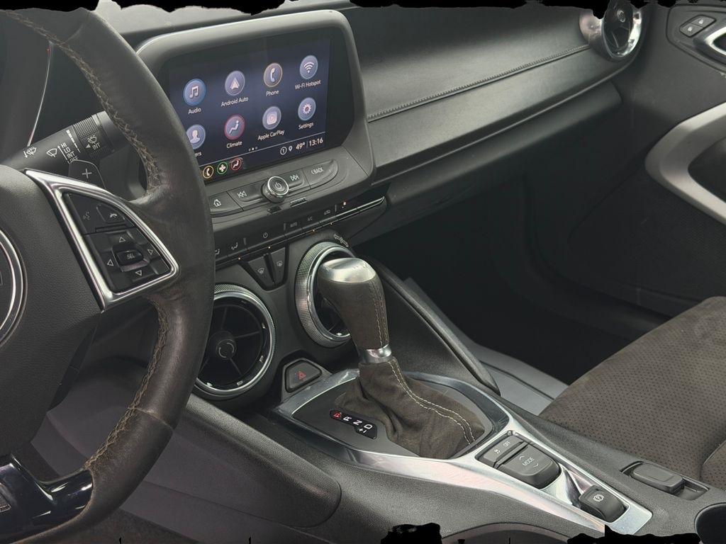 Chevrolet Camaro  2021