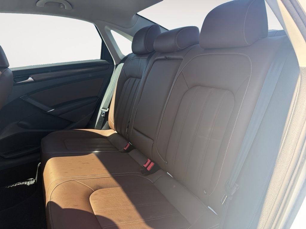 Volkswagen Passat  2022