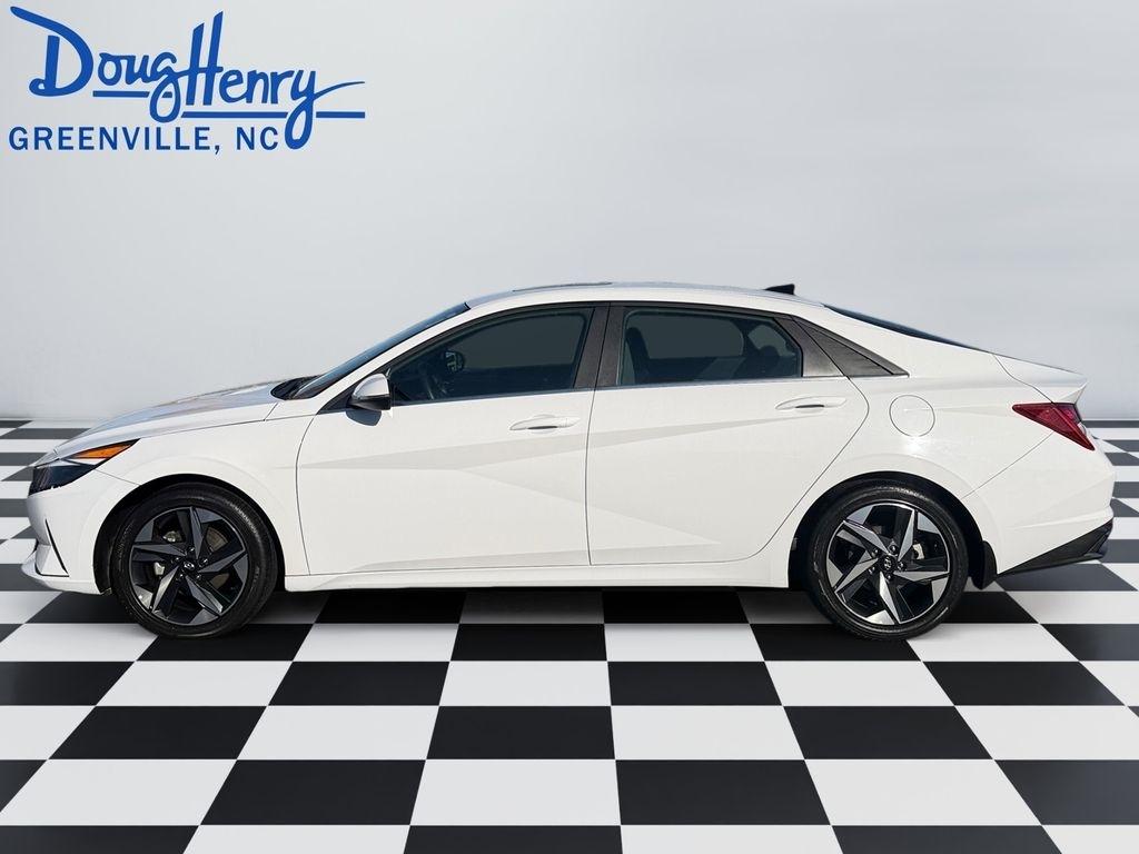 Hyundai Elantra Hybrid  2023