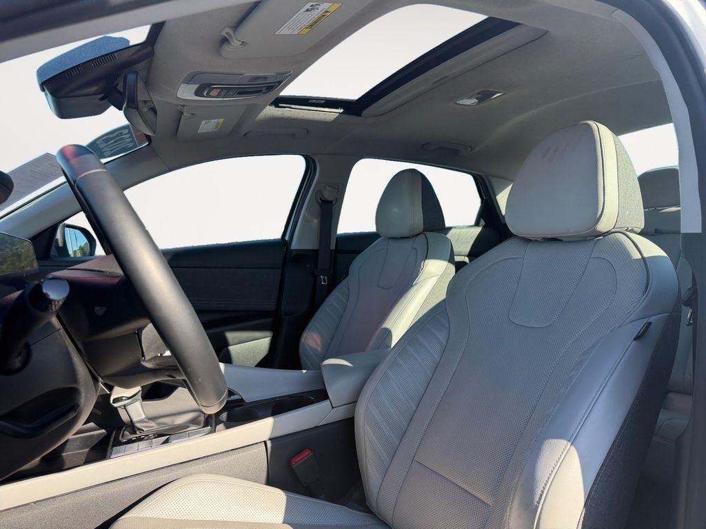 Hyundai Elantra Hybrid  2023