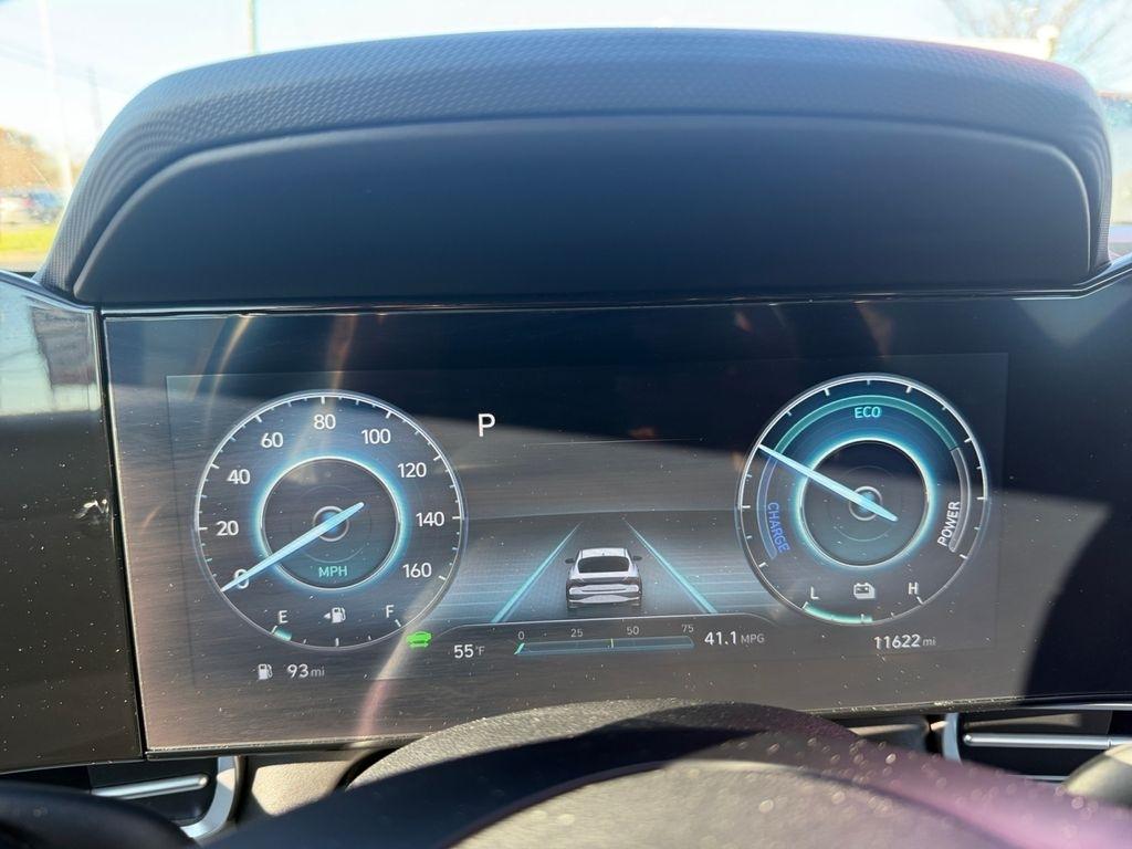 Hyundai Elantra Hybrid  2023