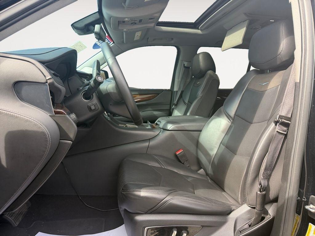 Cadillac Escalade ESV  2020