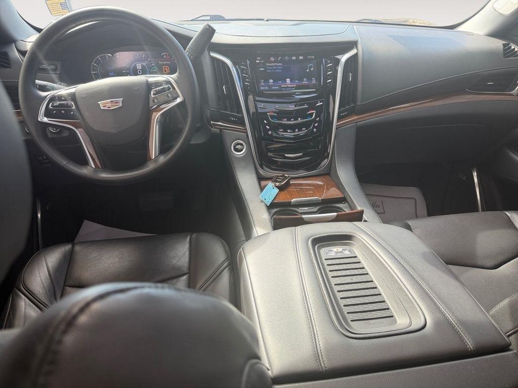 Cadillac Escalade ESV  2020