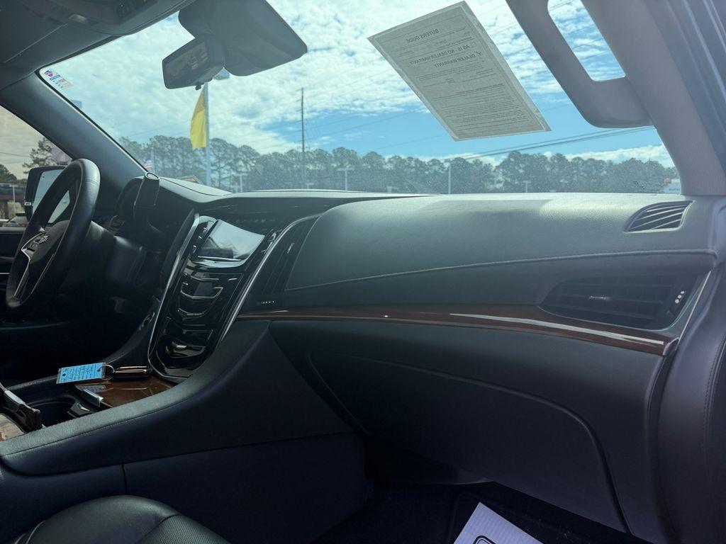 Cadillac Escalade ESV  2020