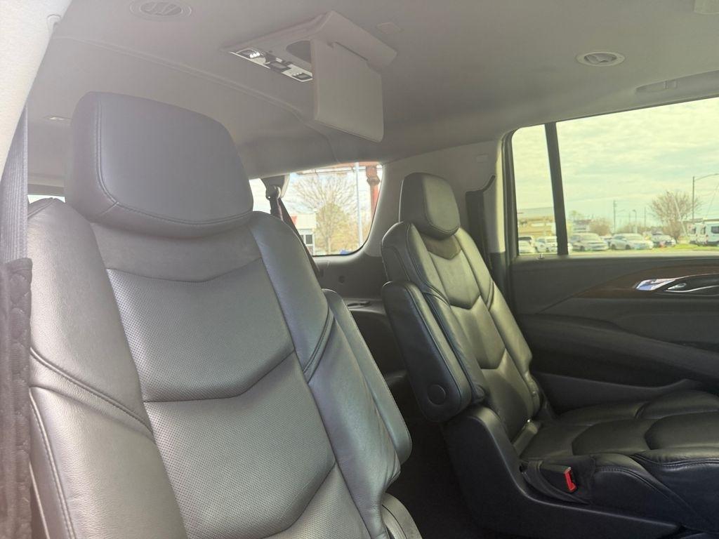 Cadillac Escalade ESV  2020