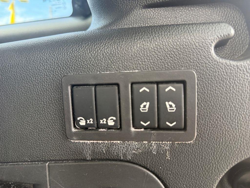 Cadillac Escalade ESV  2020