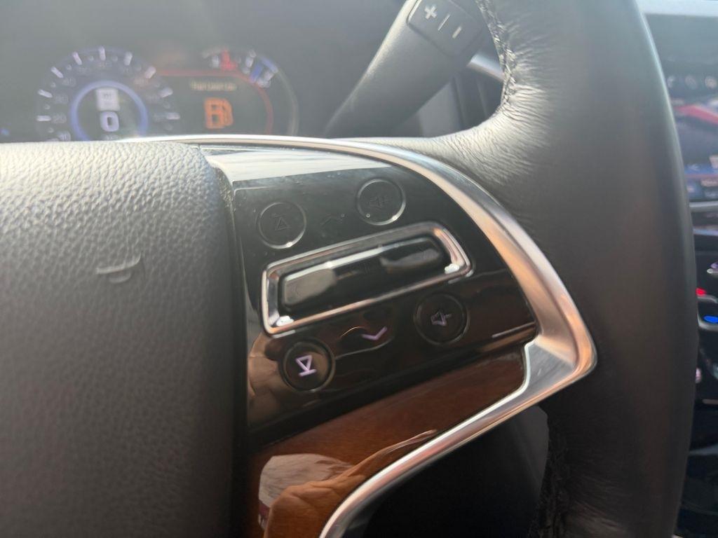 Cadillac Escalade ESV  2020