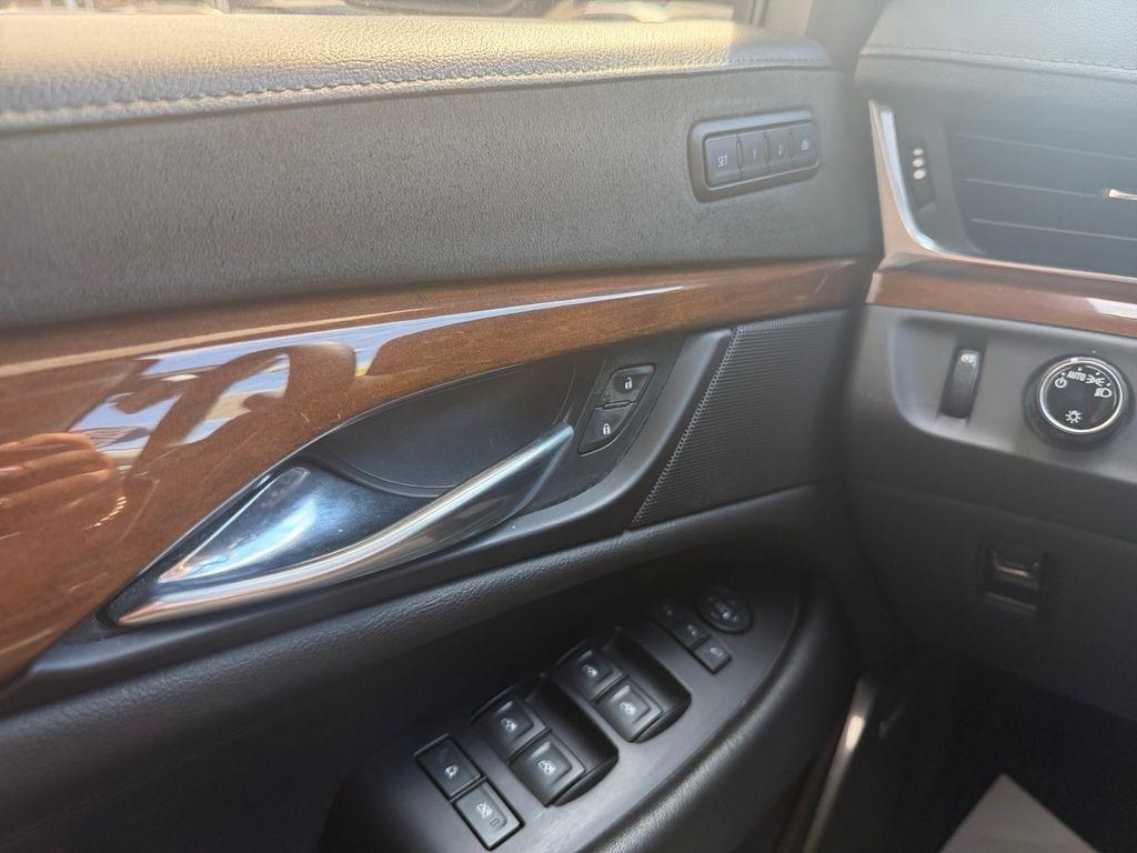 Cadillac Escalade ESV  2020