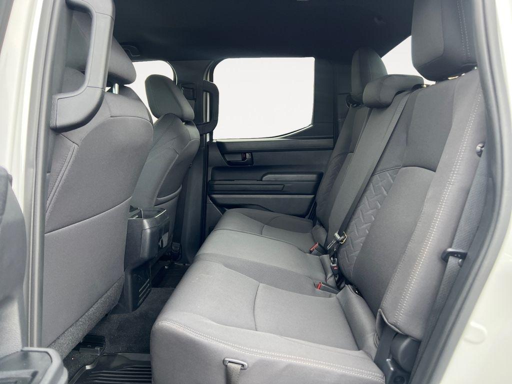 Toyota Tacoma 4WD  2024