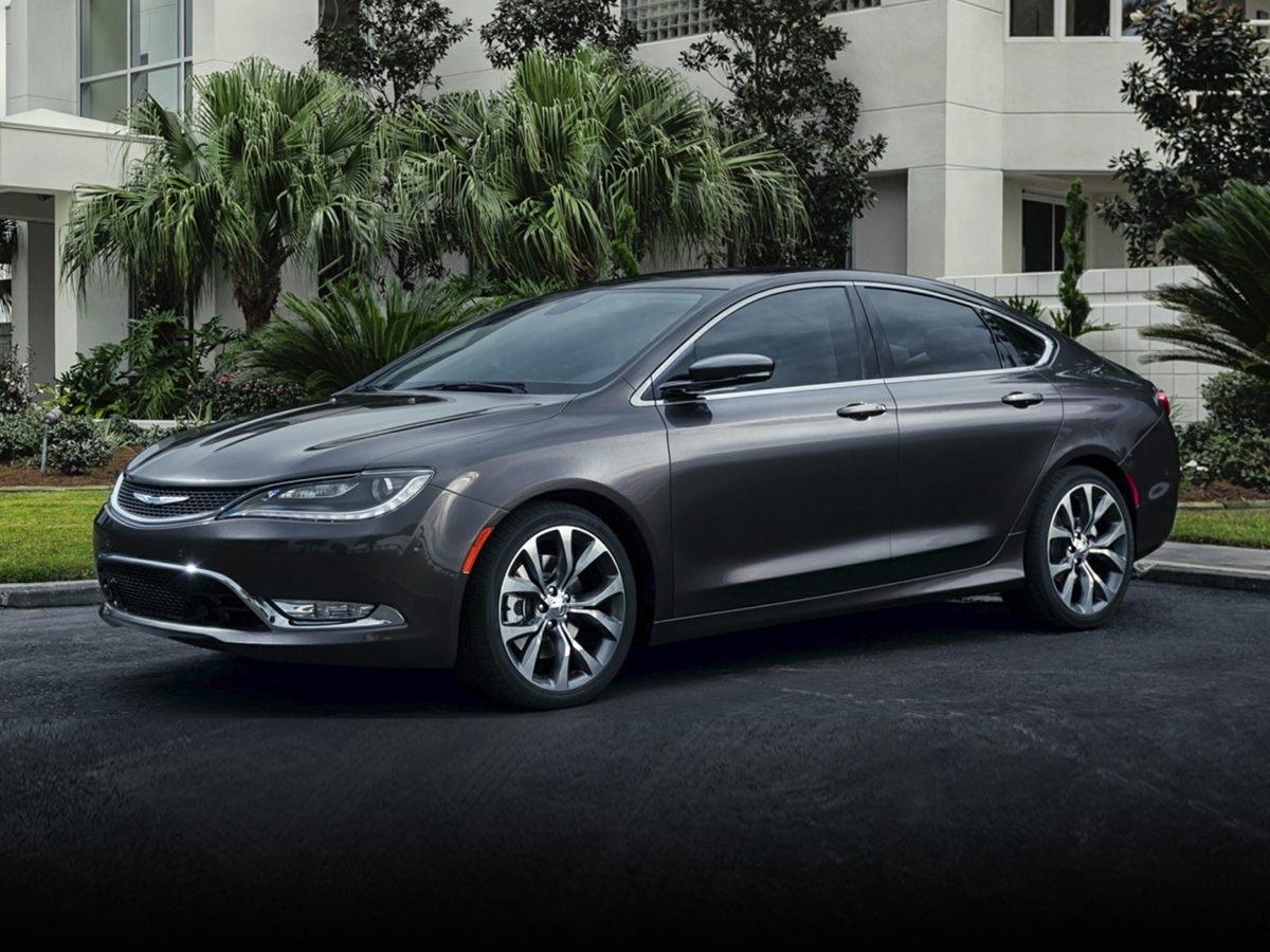 Chrysler 200  2015