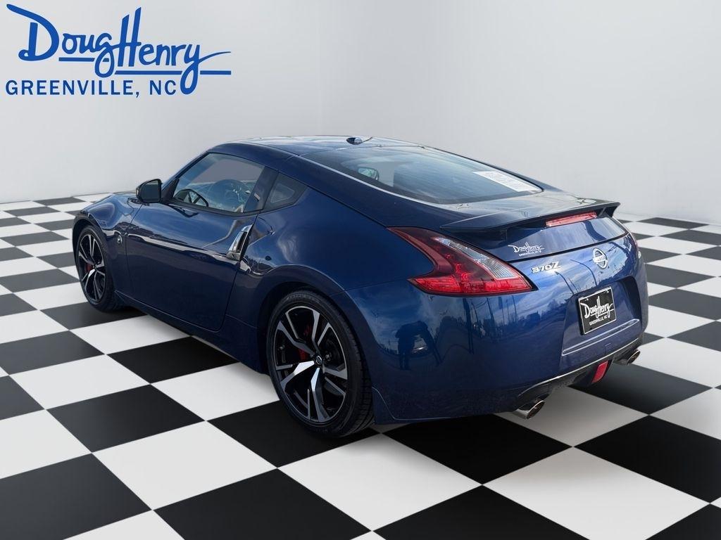Nissan 370Z Coupe  2020