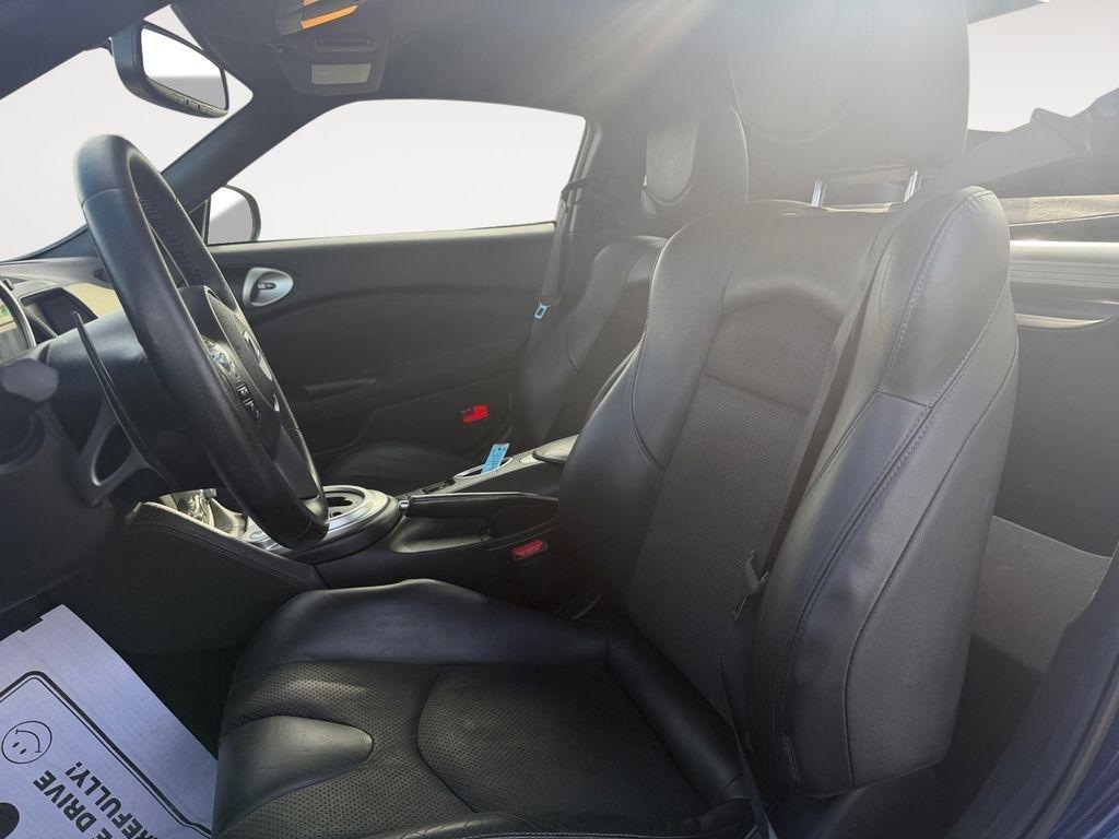 Nissan 370Z Coupe  2020