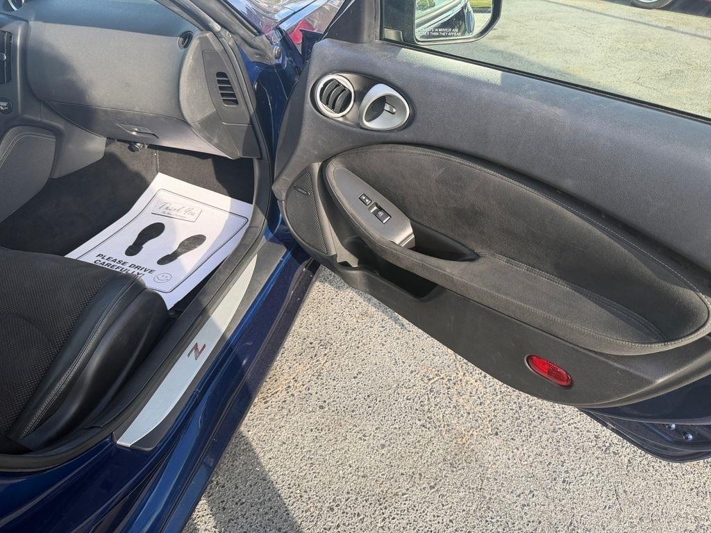 Nissan 370Z Coupe  2020