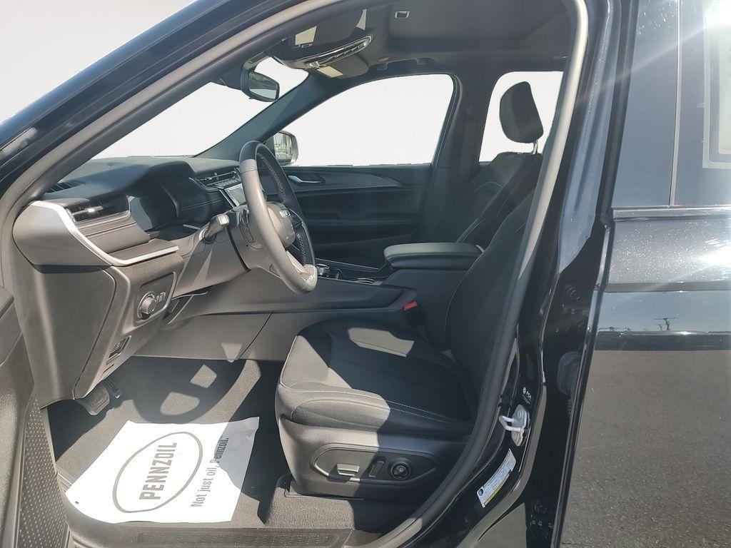 Jeep Grand Cherokee  2024