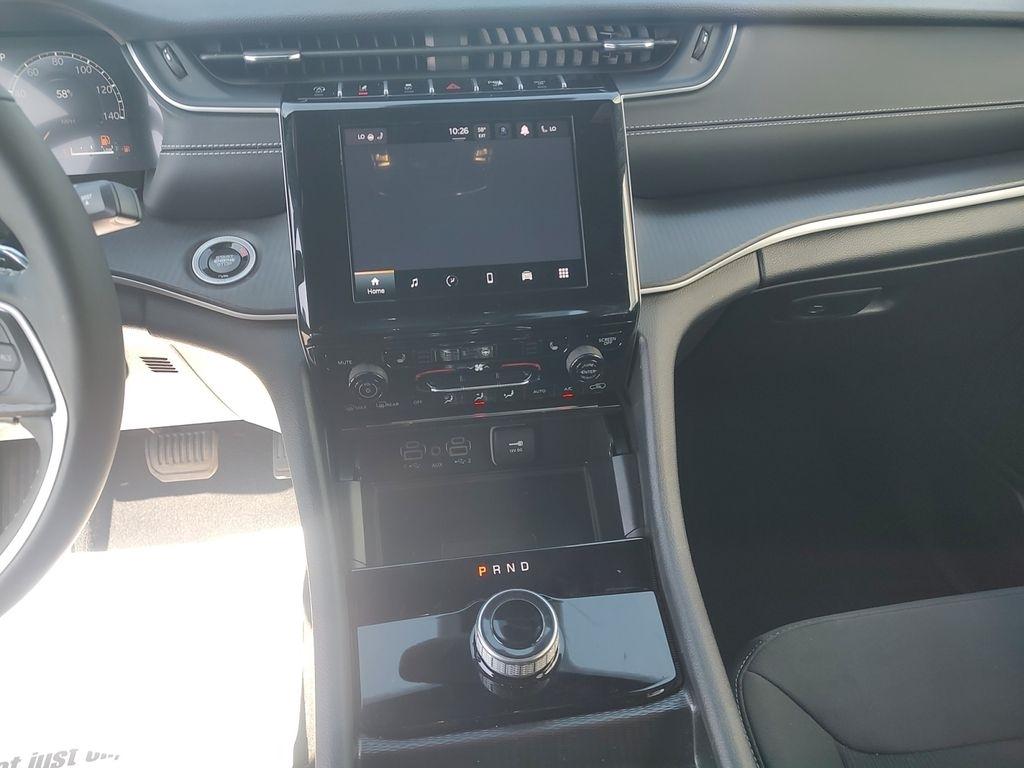 Jeep Grand Cherokee  2024