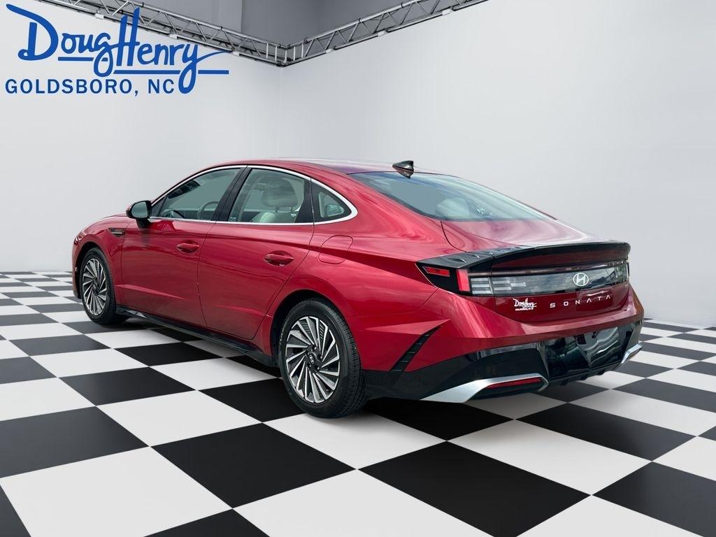 Hyundai Sonata Hybrid  2025