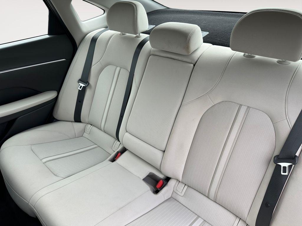 Hyundai Sonata Hybrid  2025