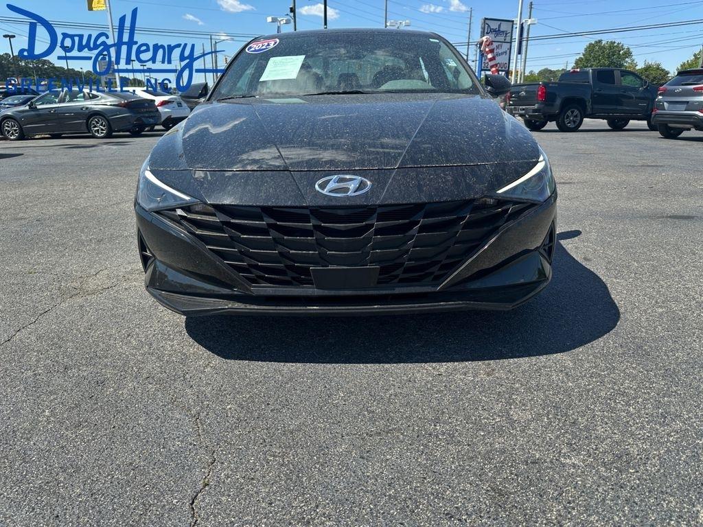 Hyundai Elantra  2023
