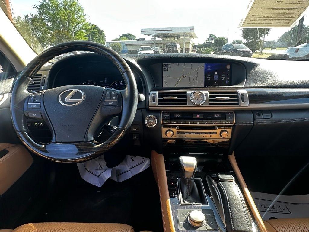 Lexus LS  2017