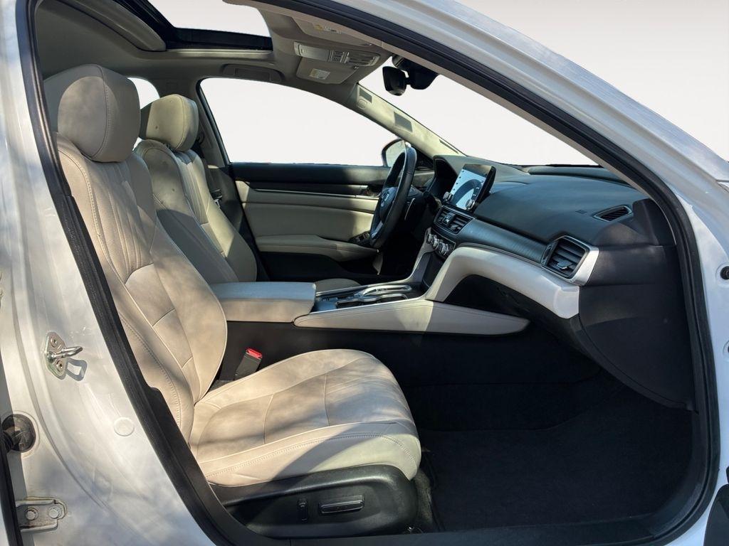 Honda Accord Hybrid  2019