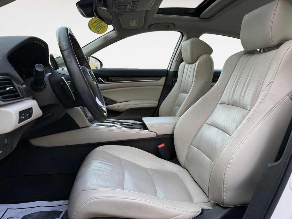 Honda Accord Hybrid  2019