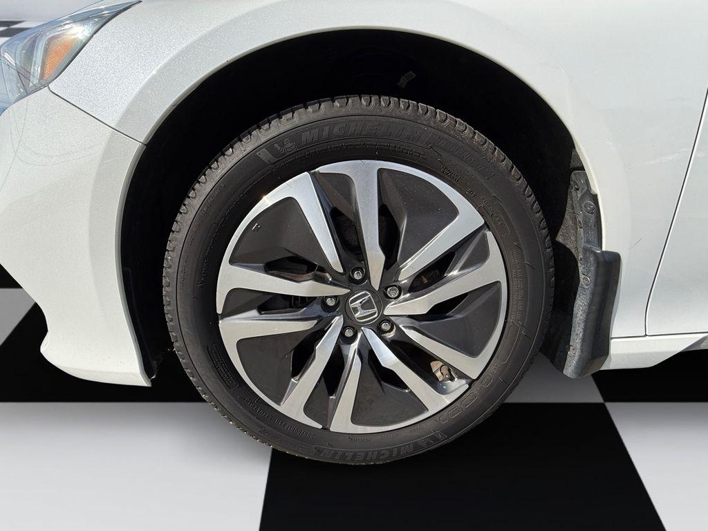 Honda Accord Hybrid  2019