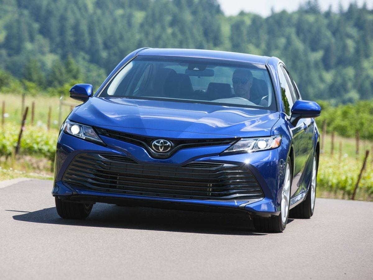 Toyota Camry  2019