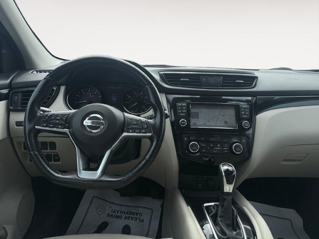Nissan Rogue Sport  2018