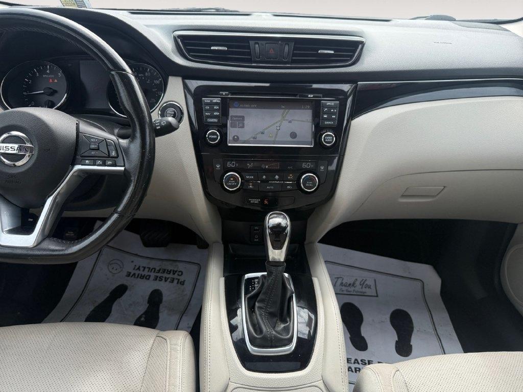 Nissan Rogue Sport  2018