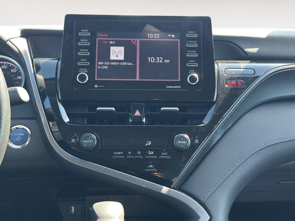 Toyota Camry  2024
