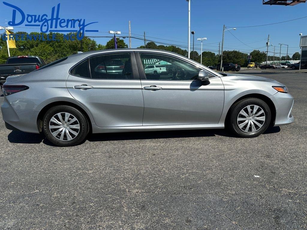 Toyota Camry  2024