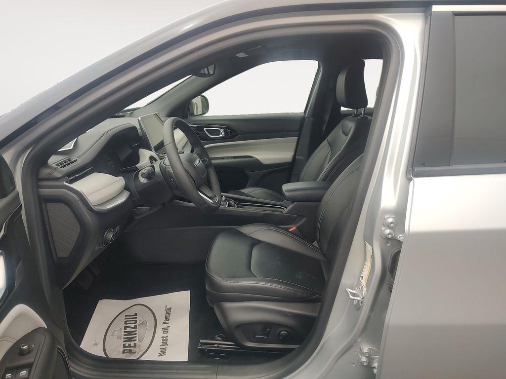 Jeep Compass  2025