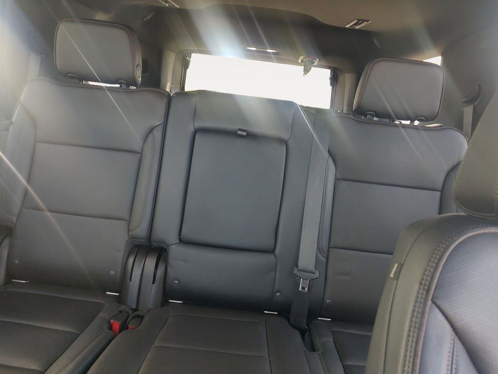 Chevrolet Tahoe  2021