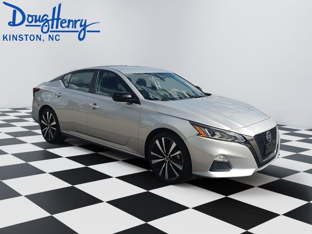 Nissan Altima  2021