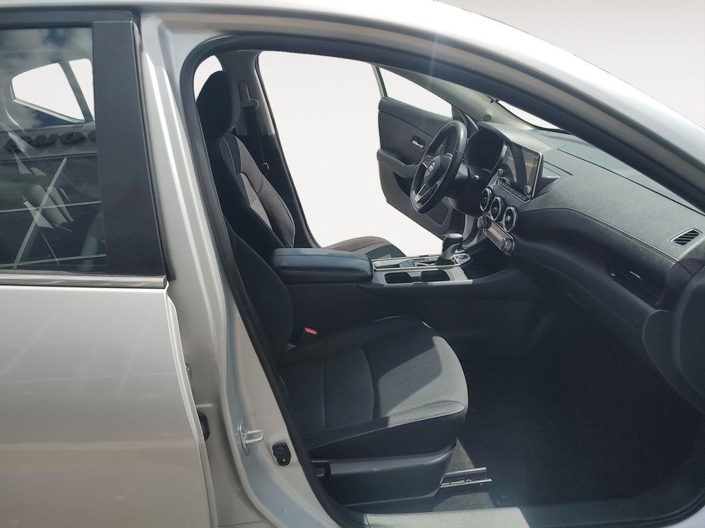 Nissan Sentra  2021