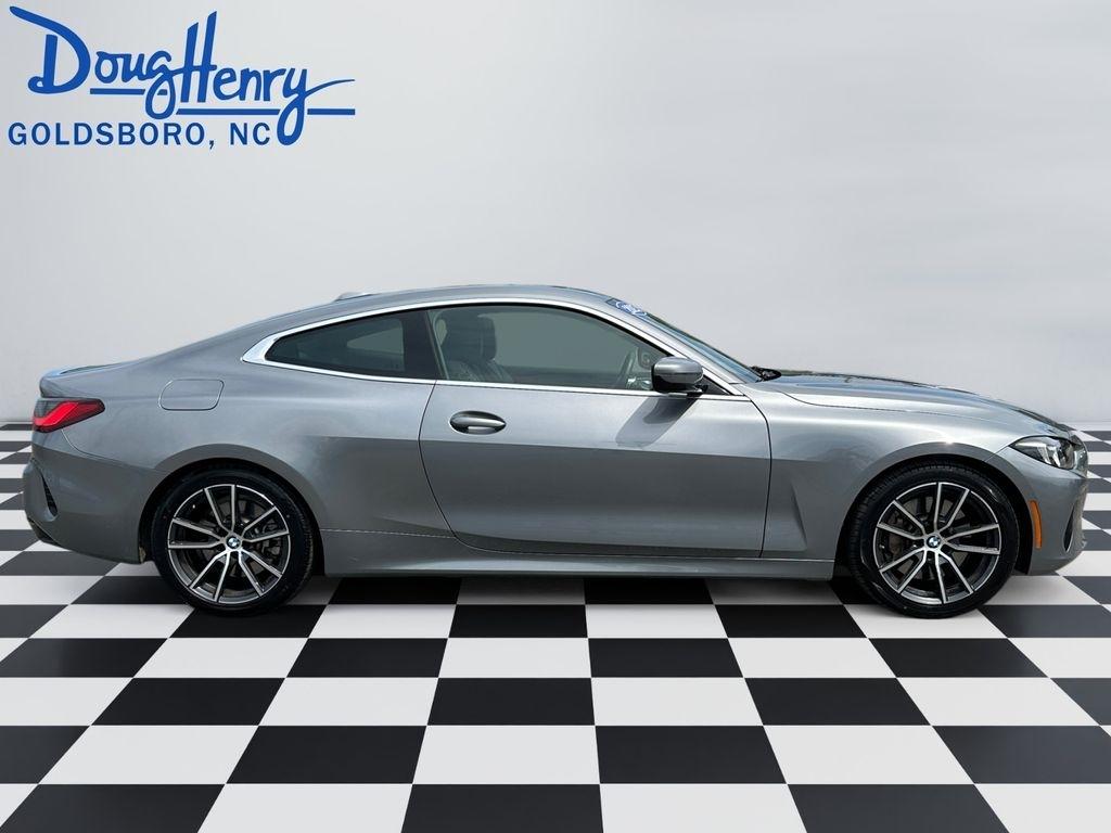 BMW 4 Series  2025
