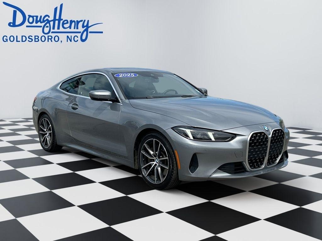 BMW 4 Series  2025
