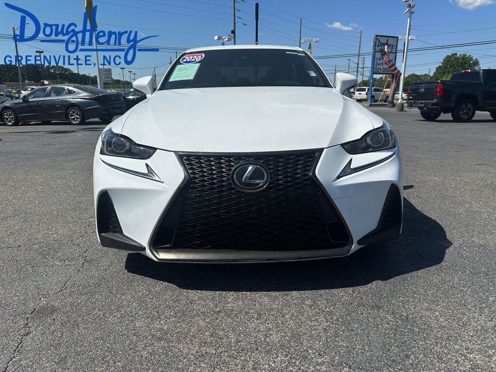 Lexus IS  2020