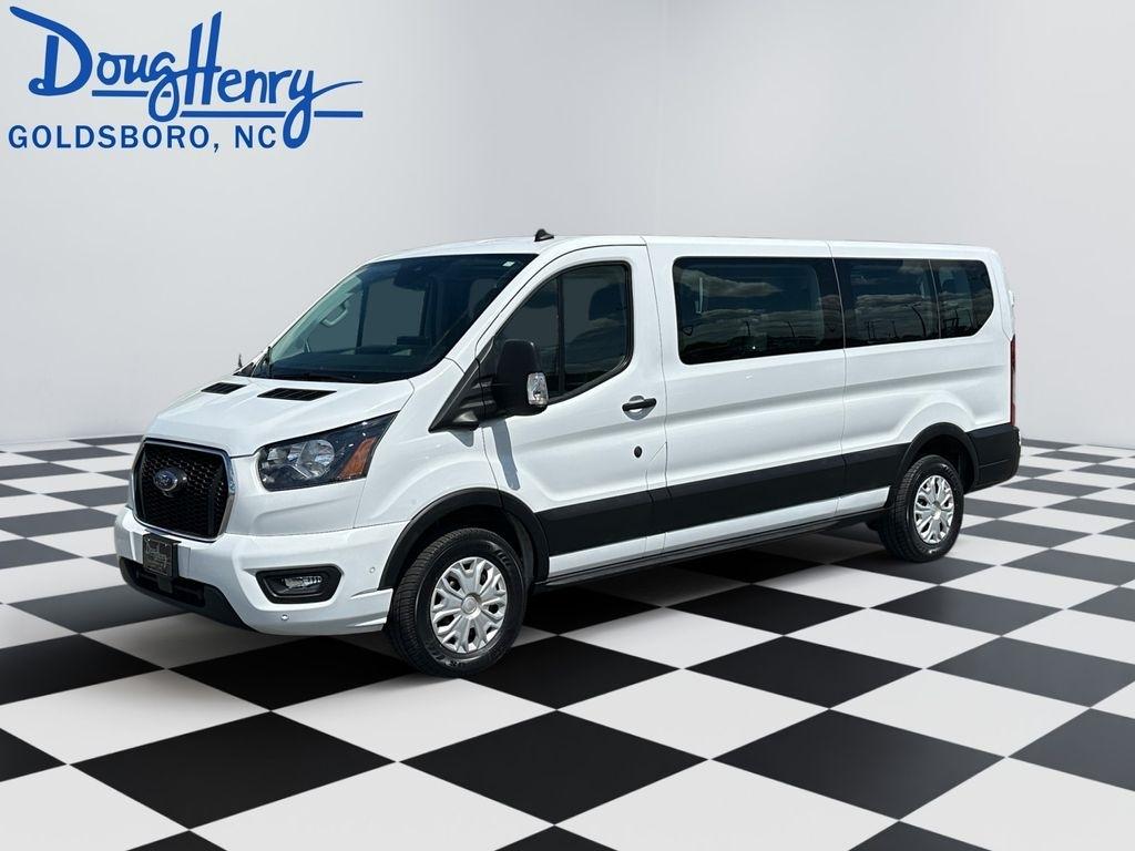 Ford Transit Passenger Wagon  2023