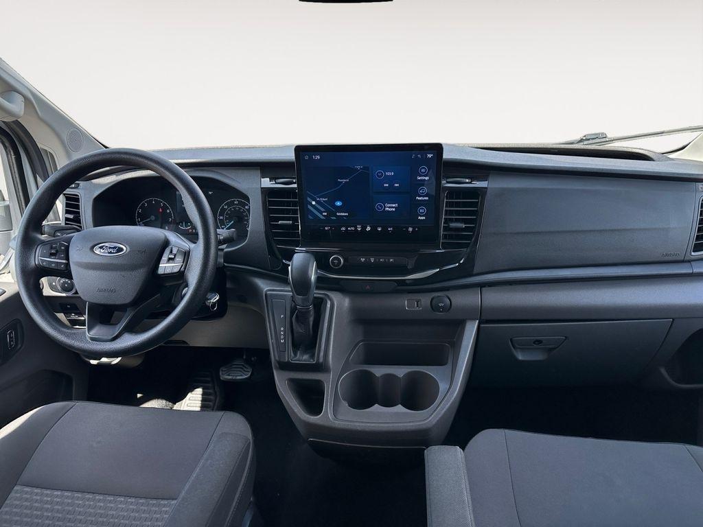 Ford Transit Passenger Wagon  2023