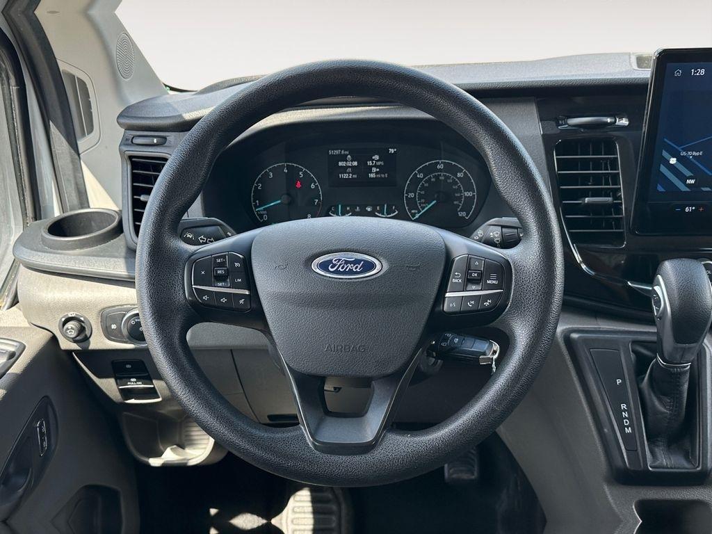 Ford Transit Passenger Wagon  2023