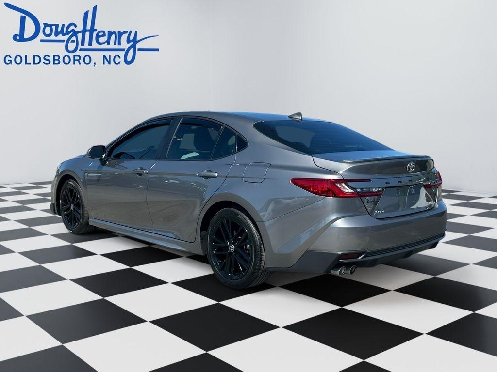 Toyota Camry  2025