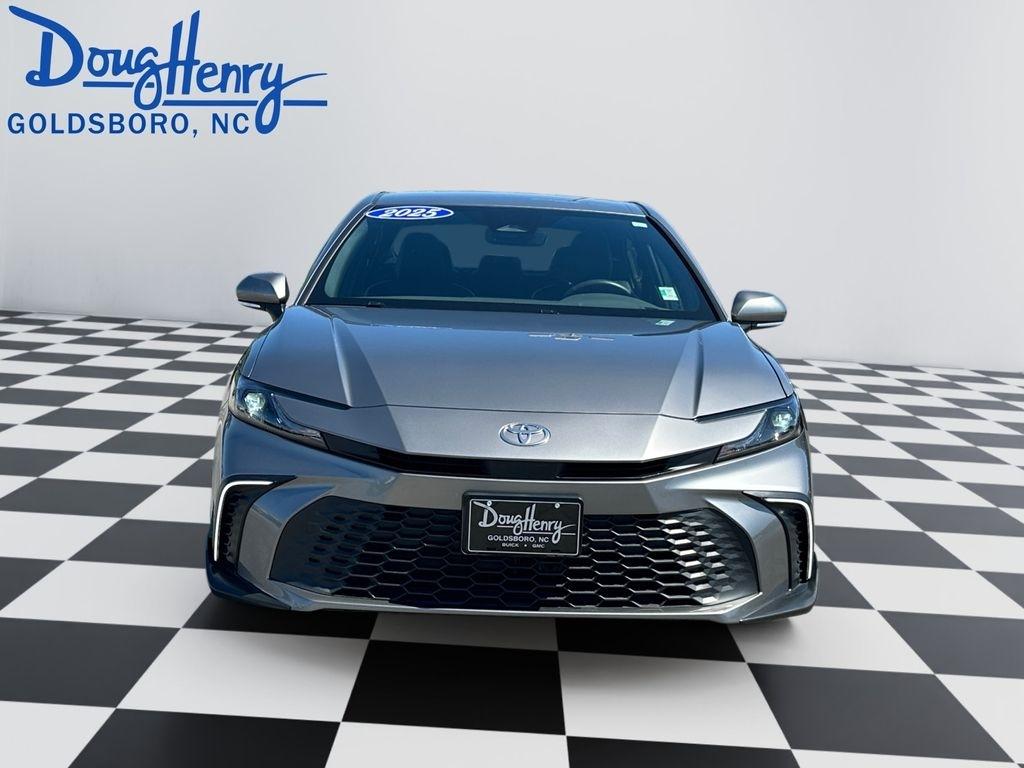 Toyota Camry  2025