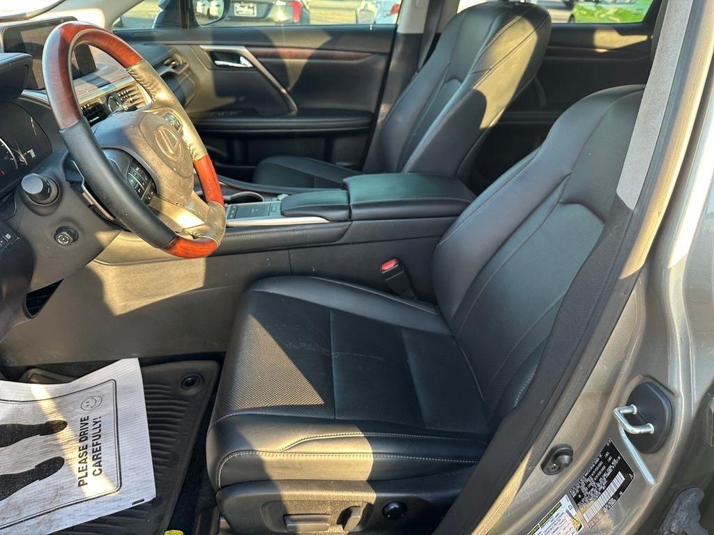 Lexus RX  2020