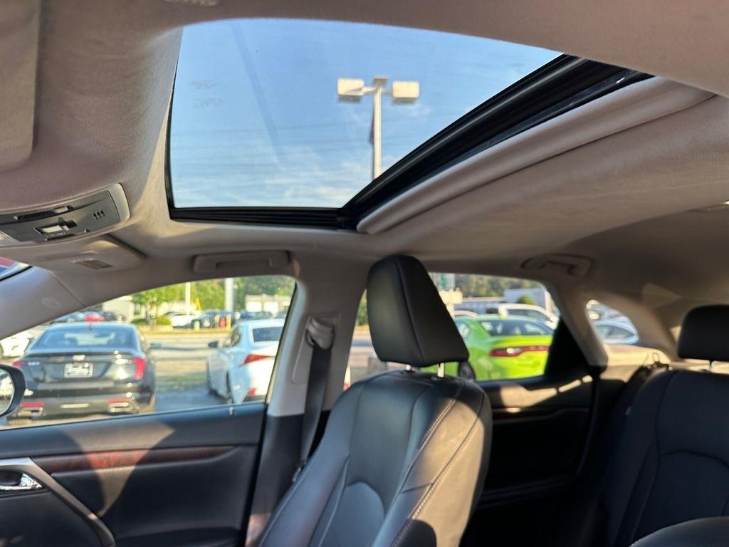 Lexus RX  2020