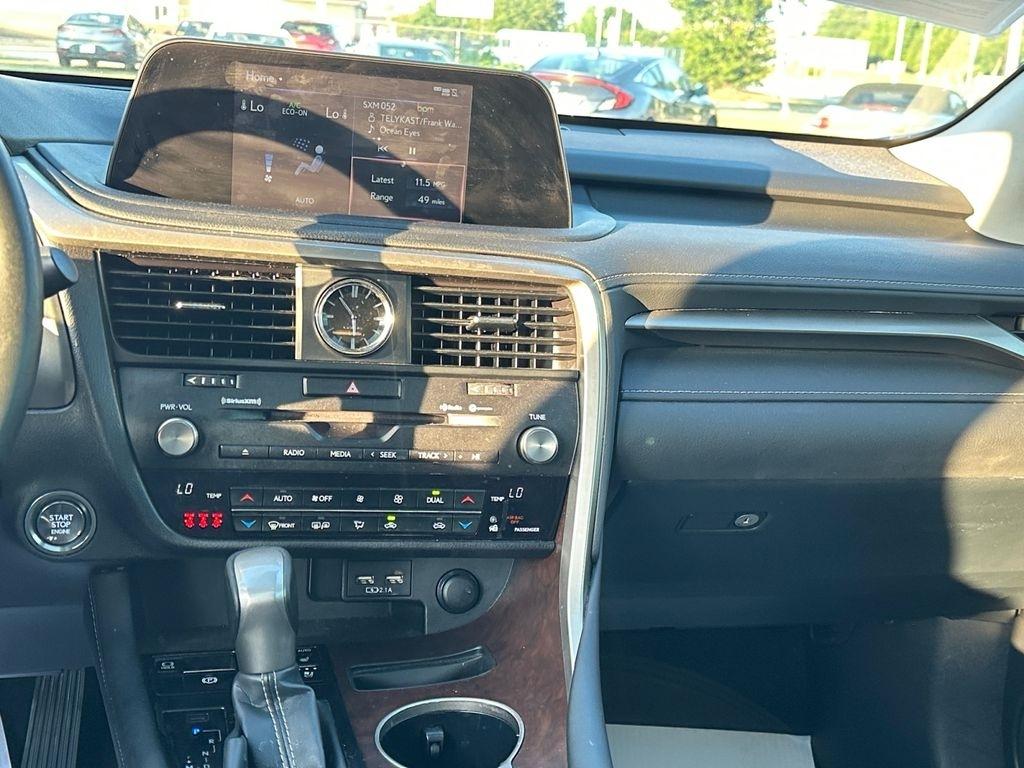 Lexus RX  2020