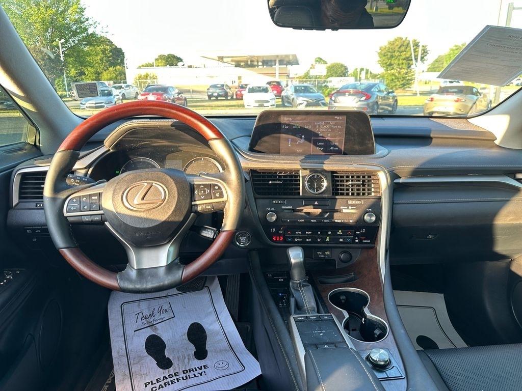 Lexus RX  2020