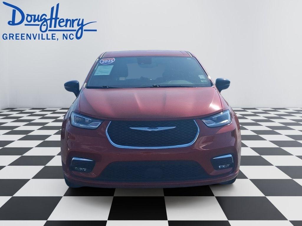 Chrysler Pacifica  2025