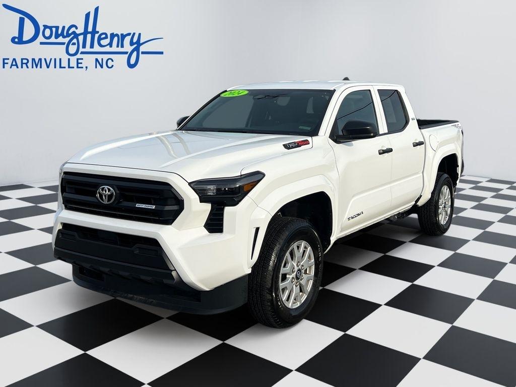 Toyota Tacoma 4WD  2024